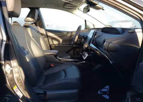 2017 Toyota Prius Prime Advanced z USA, uszkodzony, nr VIN JTDKARFP4H3029011